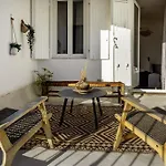 Grand T3 Rue Piétonne Bureau Et Terrasse * Angoulême