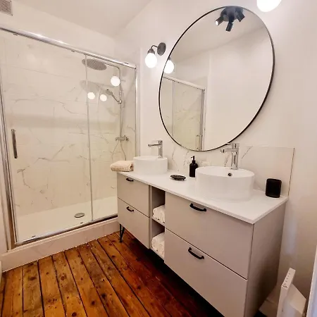 Lejlighed Grand T3 Rue Pietonne Bureau Et Terrasse *