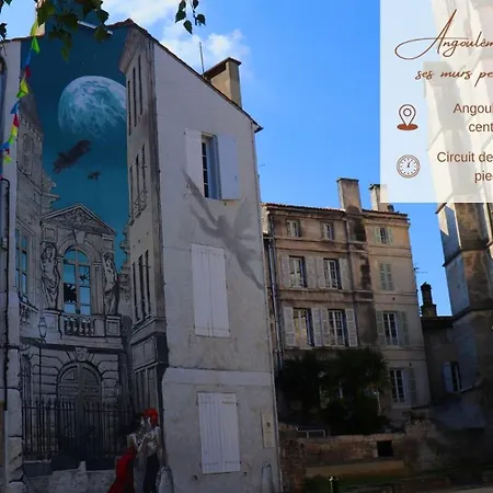 Grand T3 Rue Piétonne Bureau Et Terrasse Angoulême