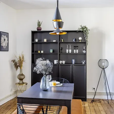 Grand T3 Rue Pietonne Bureau Et Terrasse Lejlighed *