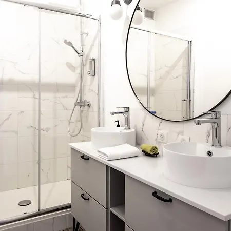 Grand T3 Rue Pietonne Bureau Et Terrasse Lejlighed Angoulême