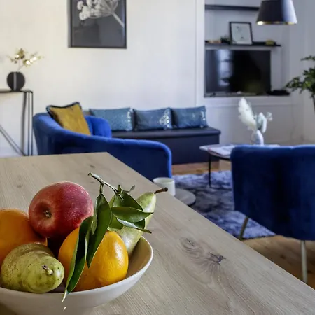 Grand T3 Rue Piétonne Bureau Et Terrasse Angoulême